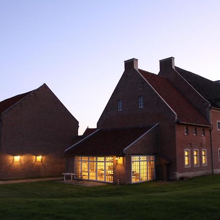 Hoeve Luitenant Halleux Linter Exterior foto